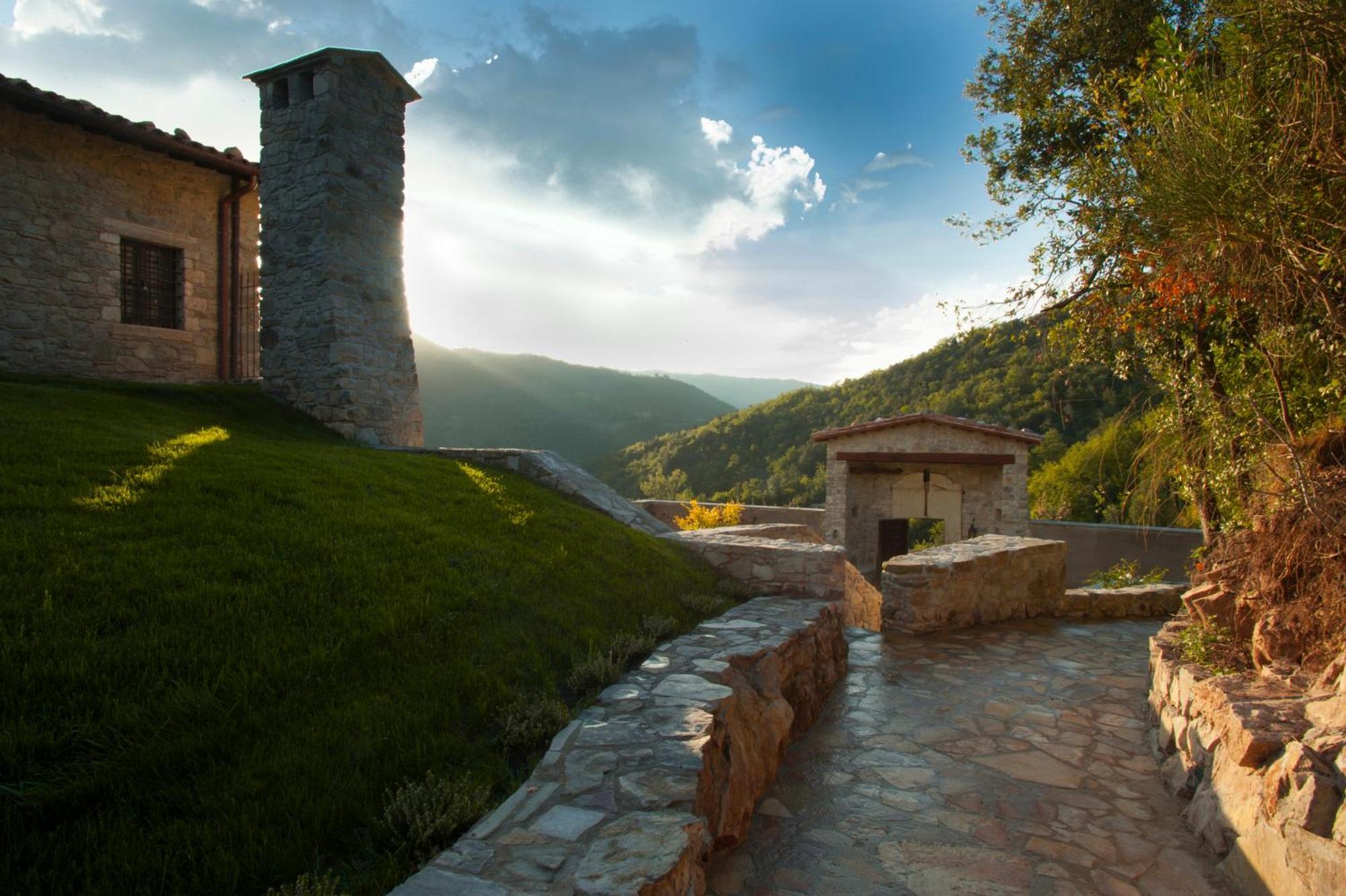 Eremito Hotel Parrano Bagian luar foto