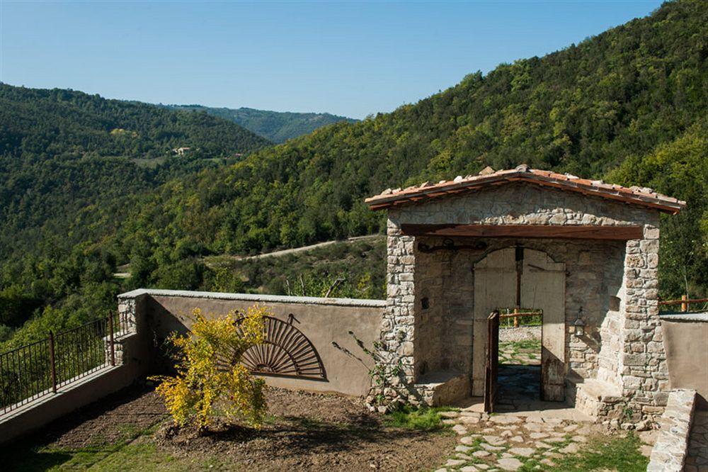 Eremito Hotel Parrano Bagian luar foto